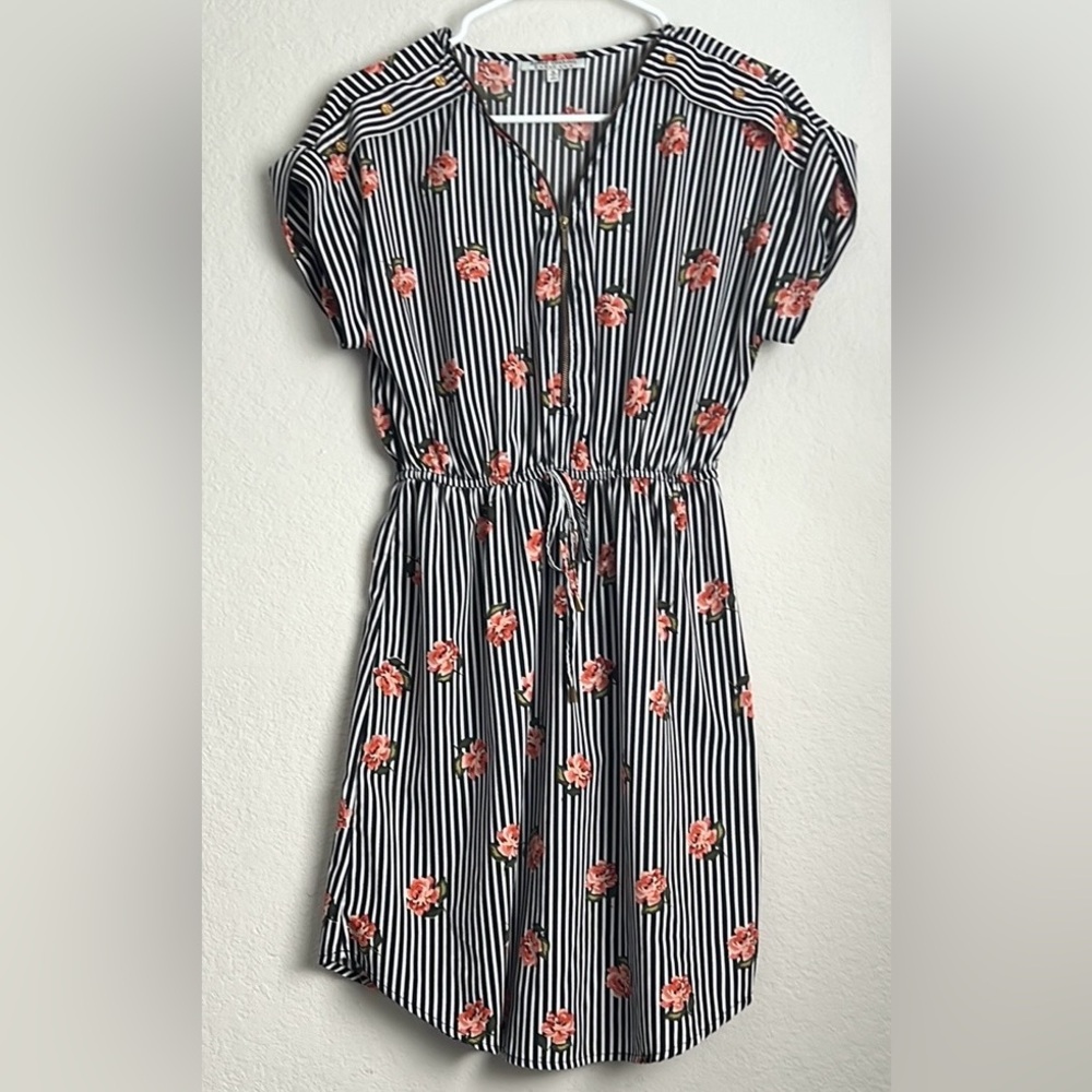 Speed Control Black and White Flutter Sleeve Sundress